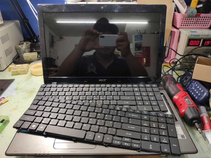 Acer 5750 更換鍵盤+喇叭+ssd+清風扇