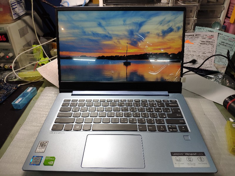 Lenovo 530s 螢幕破裂，更換ok,主機板也可維修哦。。。快速維修