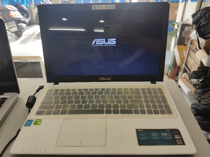 ASUS X550 開機會不定時斷電，進不了系統，維修電源模組OK