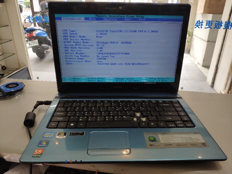 Acer 4752g 不開機 ，有過電，不顯示，維修機板ok