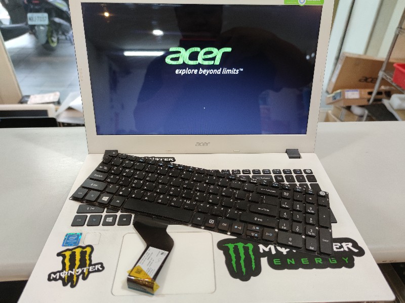 Acer e5-532g 鍵盤故障，現場更換約2小時 更換ok
