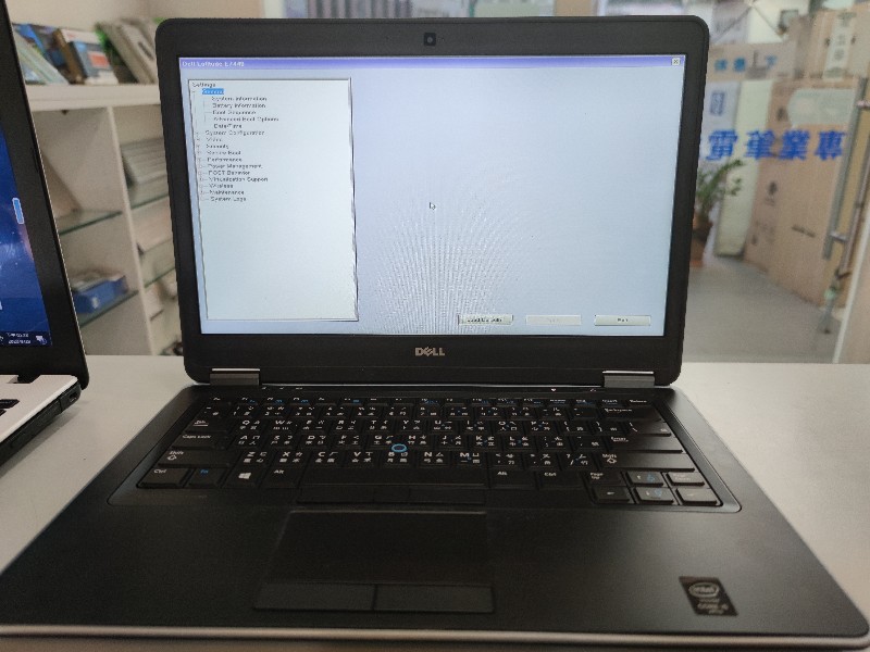 Dell e7440 不開機 按電源無反應，機板電源模組，短路 維修ok 快速維修。