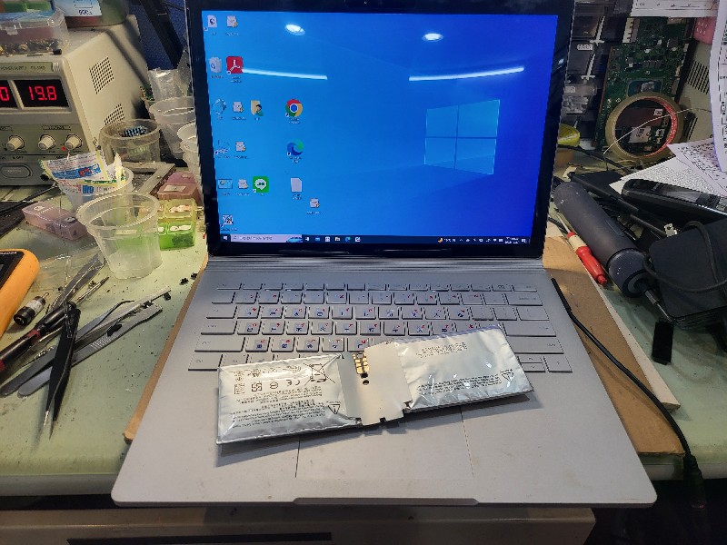 Surface book laptop 電池膨脹 鍵盤 螢幕撐開，現貨現場快速更換ok,有同問題都可送到門市維修。