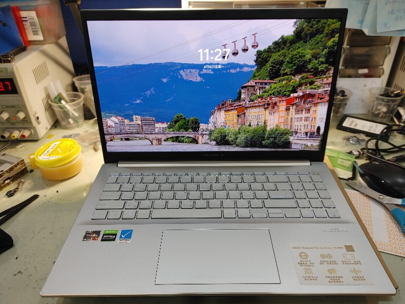 Asus vivobook pro 15 oled m3500q 螢幕故障 顯示異常 破裂 現貨 現場全新原裝 更換 有同問題都可來電洽詢更換。