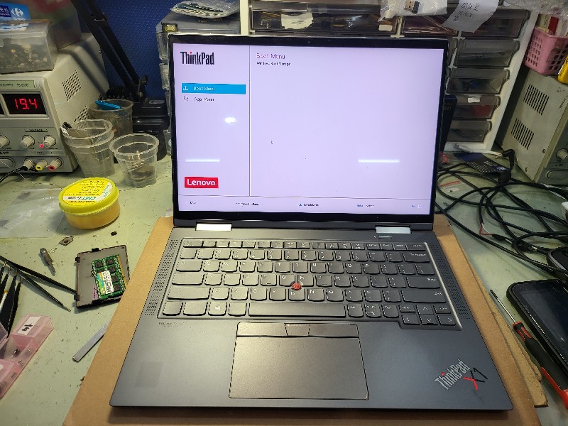Lenovo x1 2020年機 11代cpu 客戶送來不開機 精修筆電主機板，快速維修，急件可約2小時內檢測回覆維修.