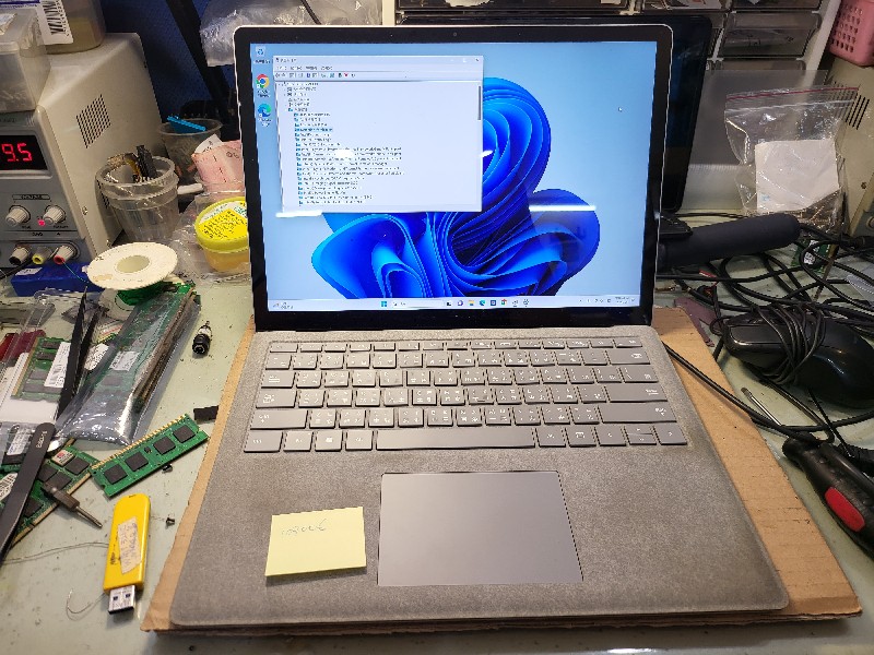 Surface book laptop 鍵盤滑鼠無法使用，故障，維修ok,有同問題都可送來門市。