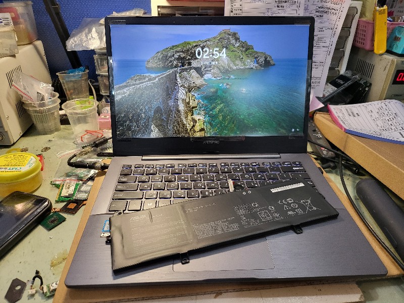 Asus p5440 電池不續電，現貨，現場更換ok,約10-30分鐘完修，各廠牌筆電電池都有可來電洽詢。