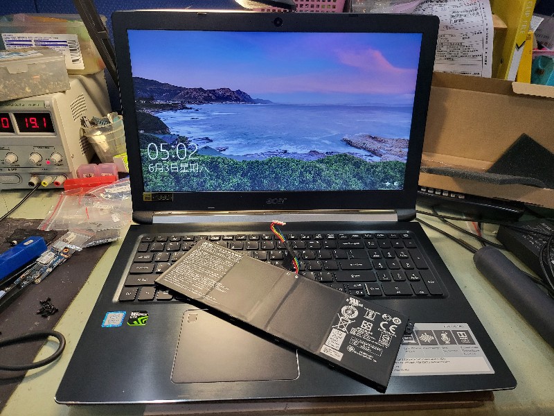 Acer a715-72 電池不續電現貨現場更換約30分鐘完修，保固6個月。各廠牌電池都有更換可來電洽詢。