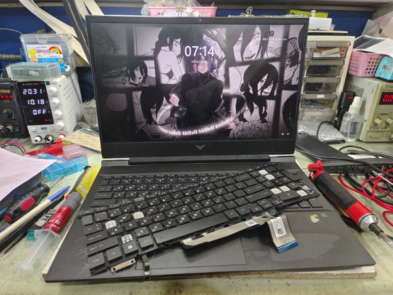 HP TPN-Q264 鍵盤故障 實機拆解維修更換鍵盤 現貨現場安裝OK,專業各廠牌筆電都有維修，螢幕 鍵盤 外殼轉軸 主機板專業維修 快速維修當天可維修好 可來電洽詢 LINE:@nb3c