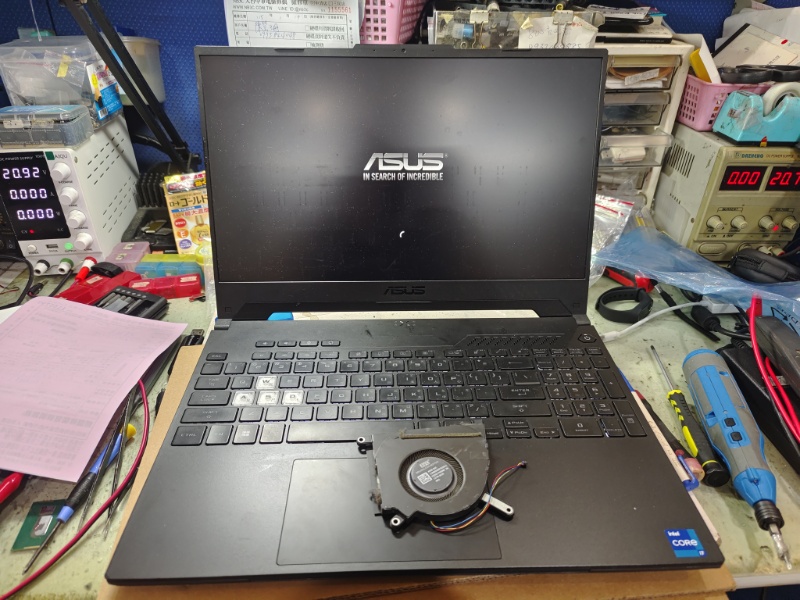 ASUS FX517zm風扇故障 有異音 實機維修現貨現場安裝 各廠牌筆電風扇都有可來電洽詢 專業筆電維修螢幕 鍵盤 電池 風扇都有 nb3c大台中筆電維修line:@nb3c